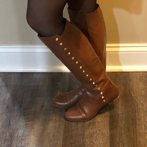 MK used leather boots. - Picture 2 of 6